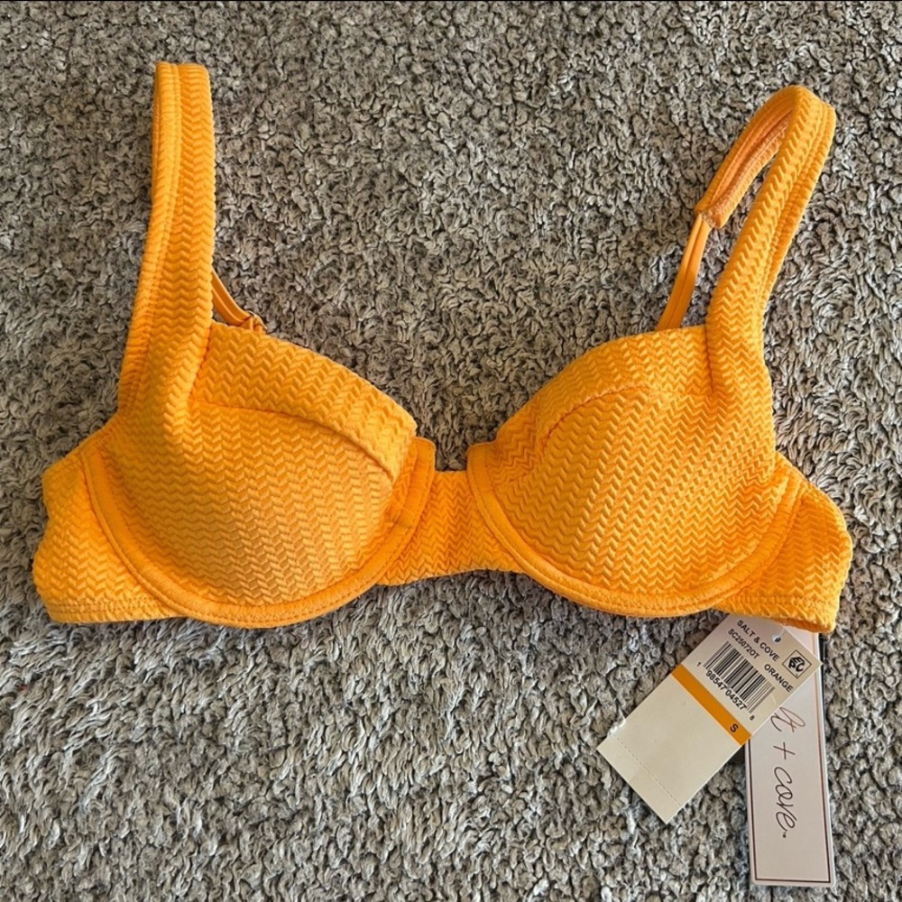 NWT Salt + Cove Orange Textured Underwire Bikini Top Small